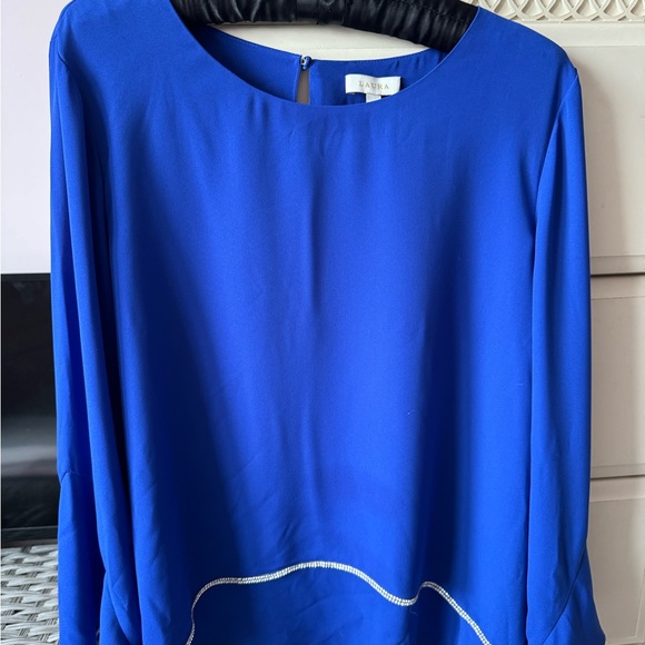 Laura Holiday collection blouse with rhinestones - Picture 5 of 6